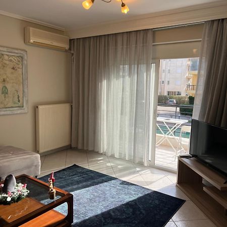 Parma'S Pool Apartment Peraía 외부 사진
