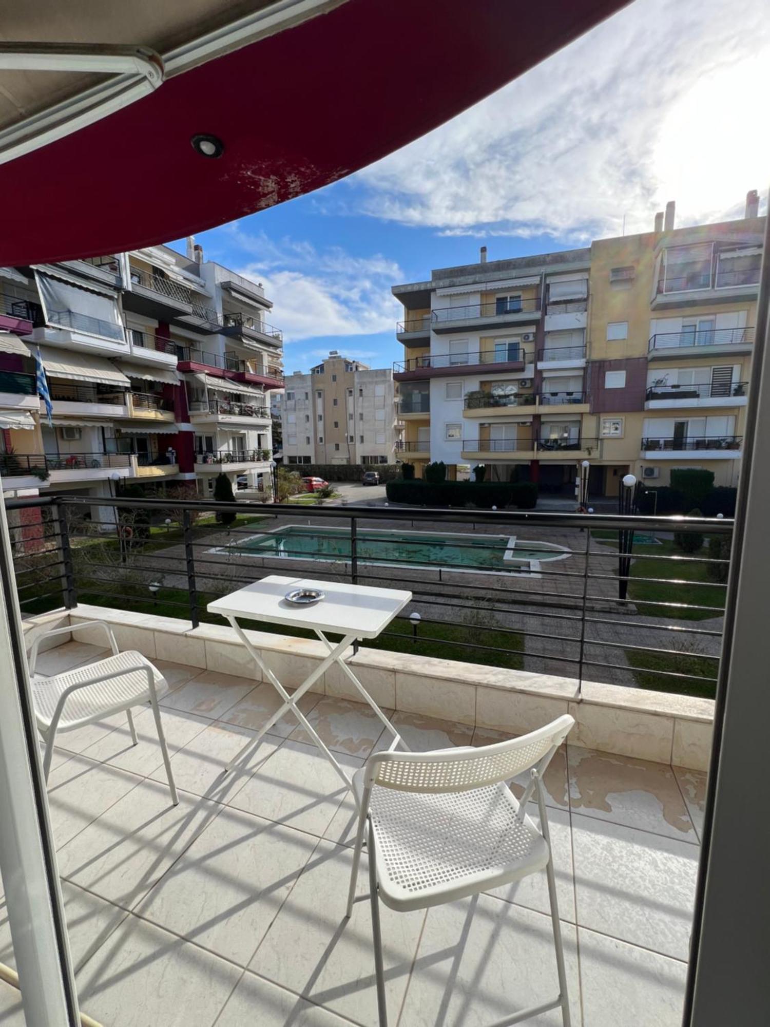 Parma'S Pool Apartment Peraía 외부 사진